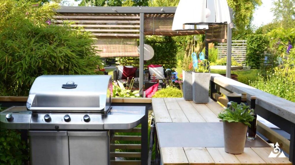 outdoor patio grill